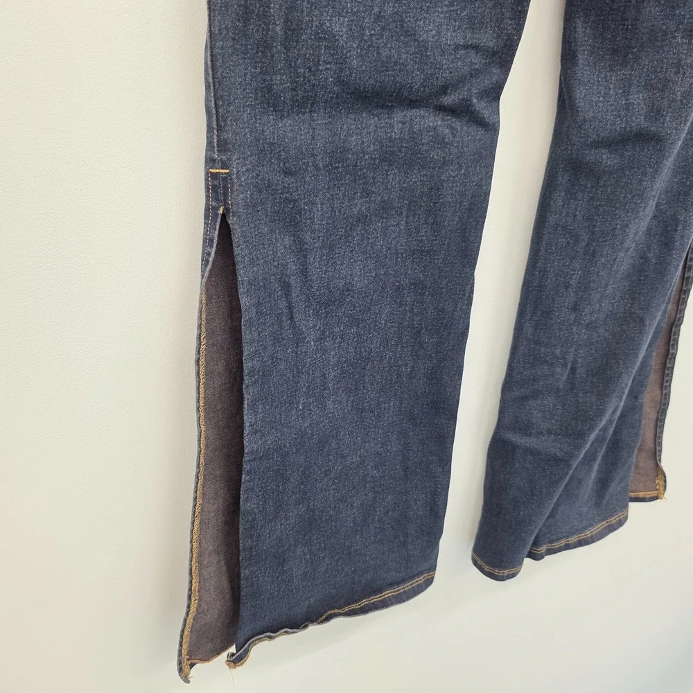 Tommy Hilfiger details 98%